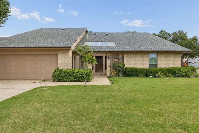 2701 Blue Quail Pass, Edmond, OK 73013