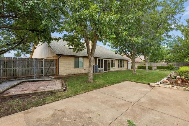 2701 Blue Quail Pass, Edmond, OK 73013