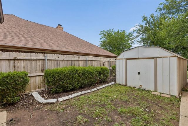 2701 Blue Quail Pass, Edmond, OK 73013