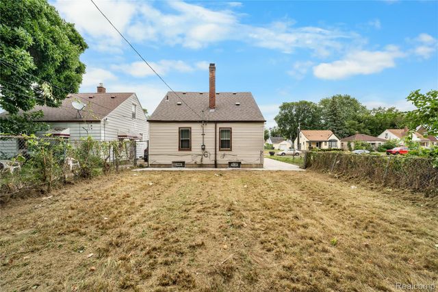 8249 Robson Street, Detroit, MI 48228
