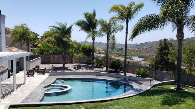 3208 Silver Ridge Court, Oceanside, CA 92058