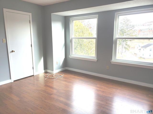 137 Knowles Avenue 137, Middletown, CT 06457