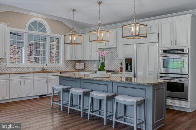 41297 DUTTON CT, Waterford, VA 20197