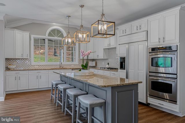 41297 DUTTON CT, Waterford, VA 20197