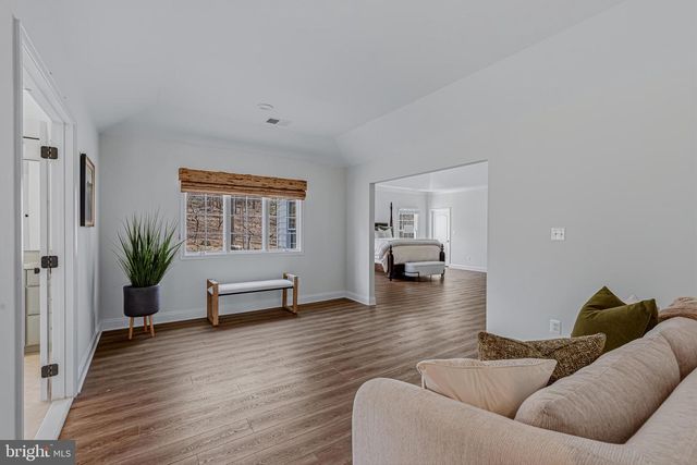 41297 DUTTON CT, Waterford, VA 20197