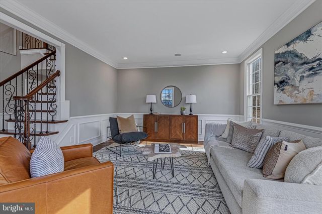 41297 DUTTON CT, Waterford, VA 20197