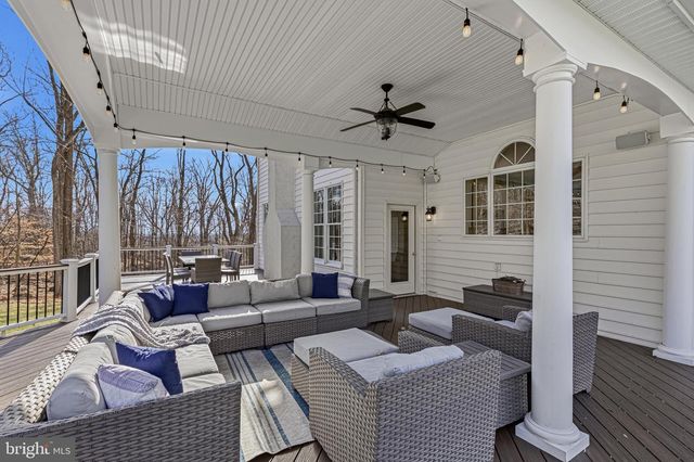 41297 DUTTON CT, Waterford, VA 20197