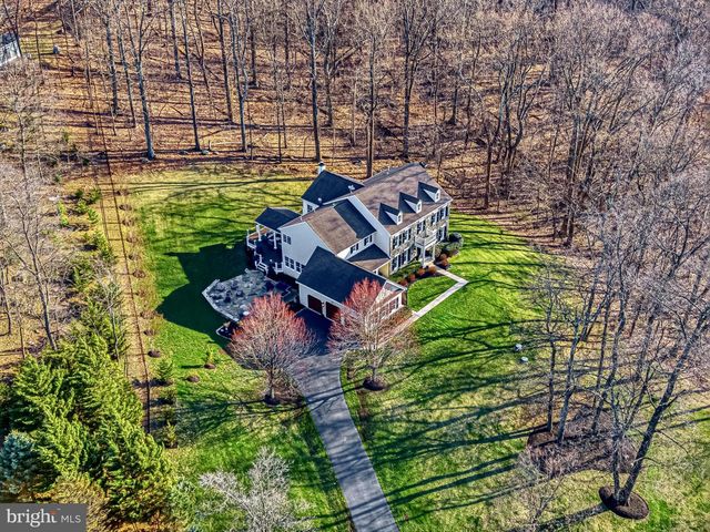 41297 DUTTON CT, Waterford, VA 20197