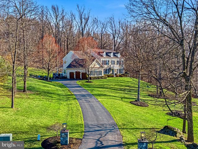 41297 DUTTON CT, Waterford, VA 20197