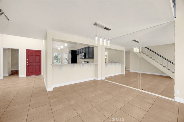 3740 S Bear St F, Santa Ana, CA 92704