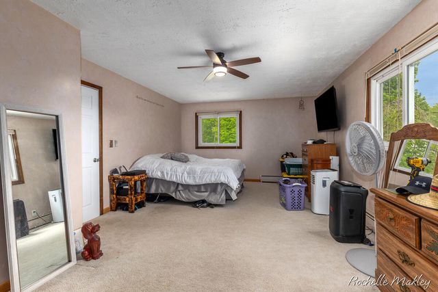 2784 Hillcrest Drive, Ionia, MI 48846