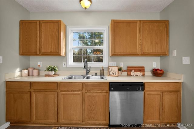 5238 Old Railroad Way, Hope Mills, NC 28348