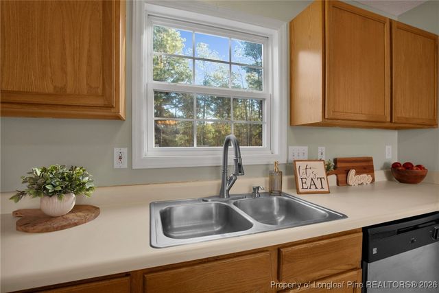 5238 Old Railroad Way, Hope Mills, NC 28348