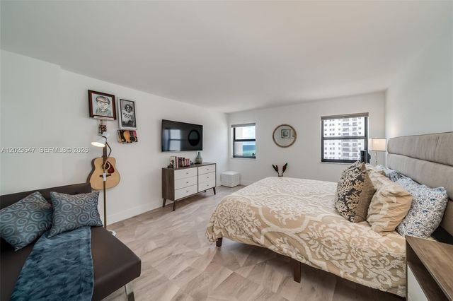 1201 S Ocean Drive 1105N, Hollywood, FL 33019