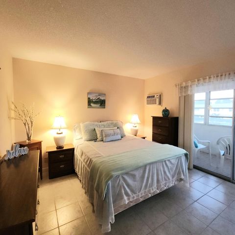 164 Sheffield G, West Palm Beach, FL 33417