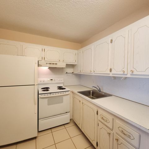164 Sheffield G, West Palm Beach, FL 33417