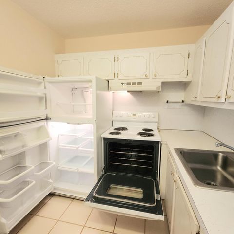 164 Sheffield G, West Palm Beach, FL 33417