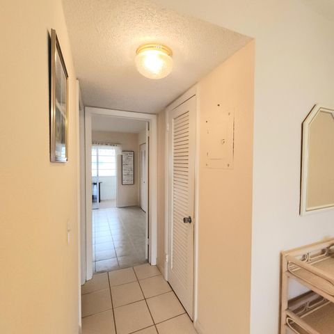 164 Sheffield G, West Palm Beach, FL 33417