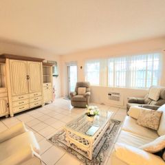 164 Sheffield G, West Palm Beach, FL 33417