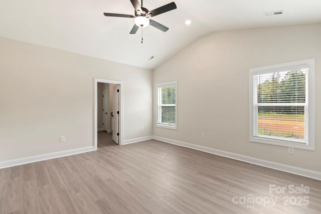 104 Kennford Trail, Troutman, NC 28166