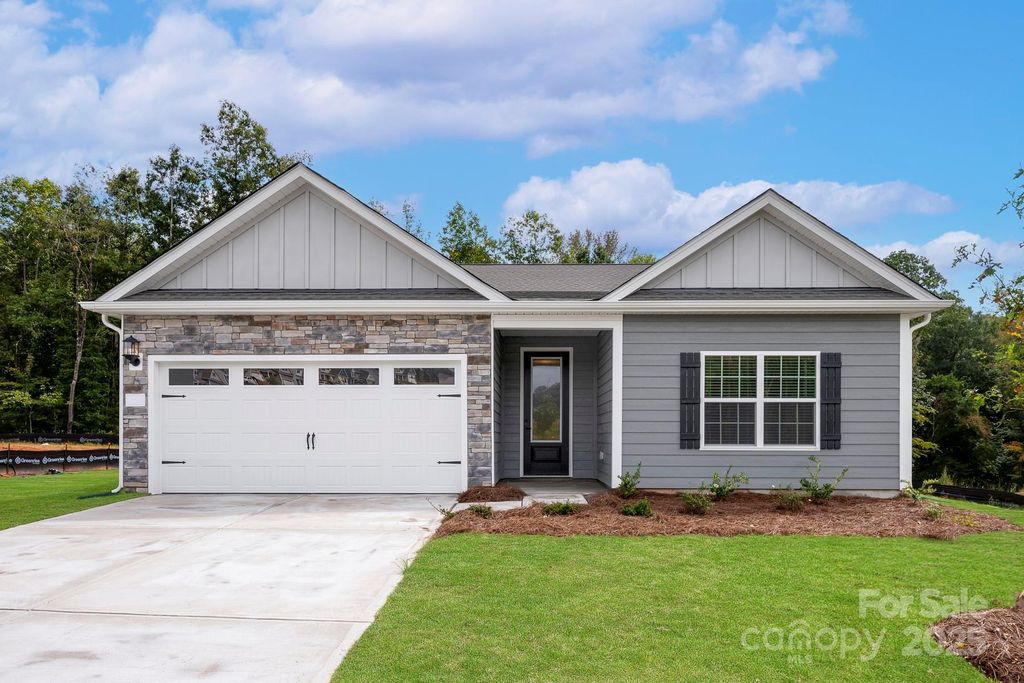 104 Kennford Trail, Troutman, NC 28166