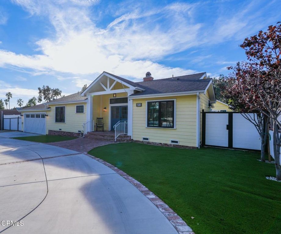 Image 2 of property listing at 4703 Oakwood Avenue, La Canada Flintridge, CA 91011