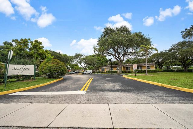 7110 Southgate Boulevard, Tamarac, FL 33321