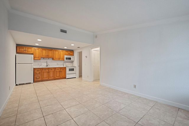 7110 Southgate Boulevard, Tamarac, FL 33321