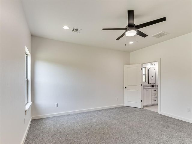 1925 E Springer Avenue, Guthrie, OK 73044