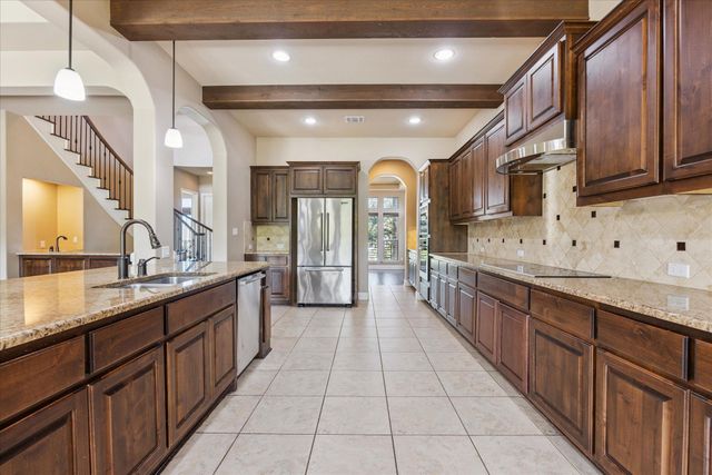 101 Stephanie LN, Austin, TX 78738