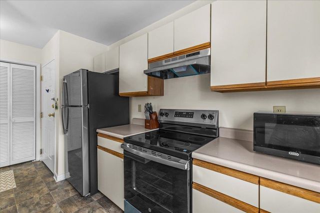 117 Hildred Drive, Burlington, VT 05401