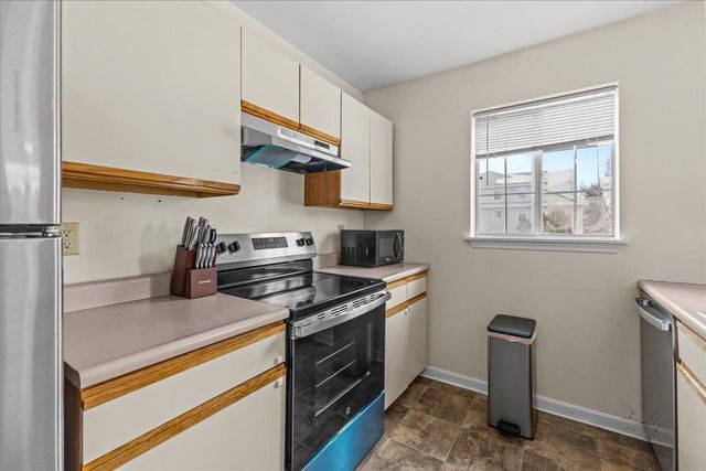 117 Hildred Drive, Burlington, VT 05401