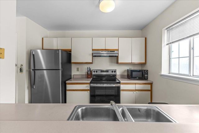 117 Hildred Drive, Burlington, VT 05401