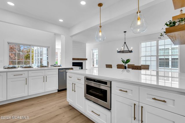 100 Mission Way, Barnegat, NJ 08005