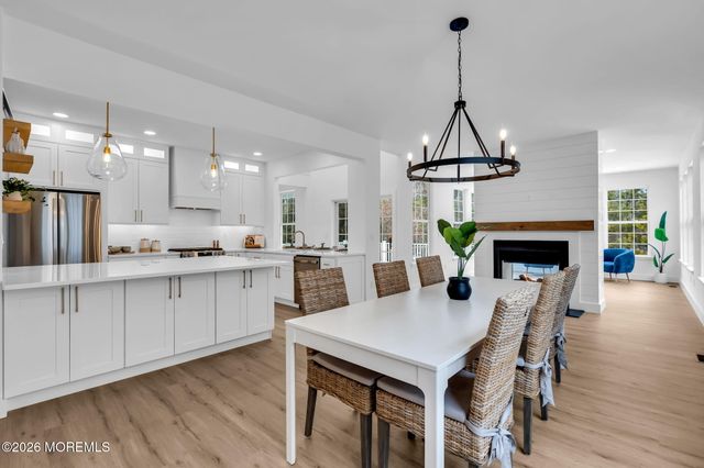 100 Mission Way, Barnegat, NJ 08005