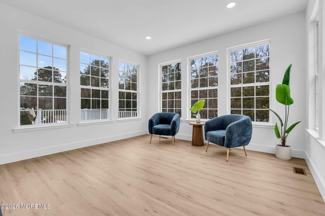 100 Mission Way, Barnegat, NJ 08005