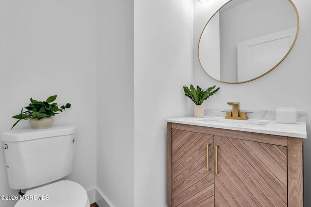 100 Mission Way, Barnegat, NJ 08005