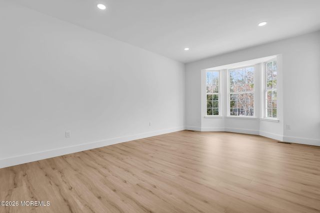 100 Mission Way, Barnegat, NJ 08005