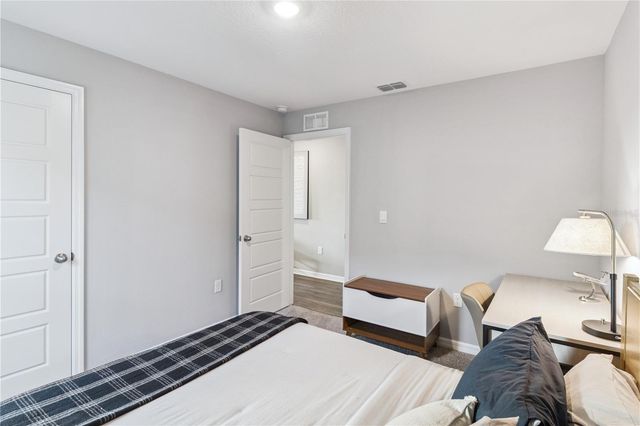 1135 AMBER WAVES COURT, Lake Wales, FL 33859