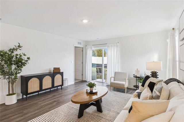 1135 AMBER WAVES COURT, Lake Wales, FL 33859