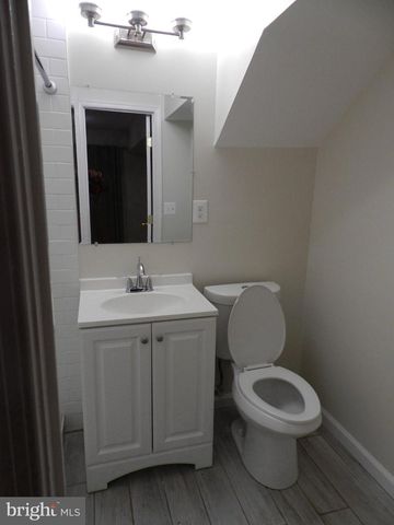 5956 WESTCHESTER PARK DR, College Park, MD 20740