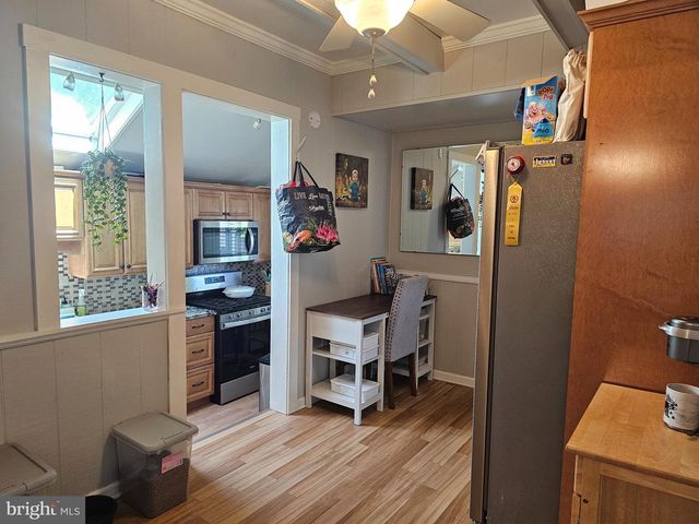 216 MARLIN RD, Absecon, NJ 08201