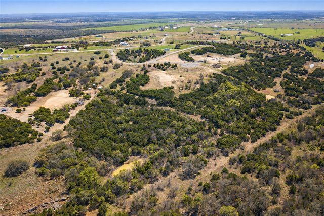 55 Crest Ridge Court, Mineral Wells, TX 76067