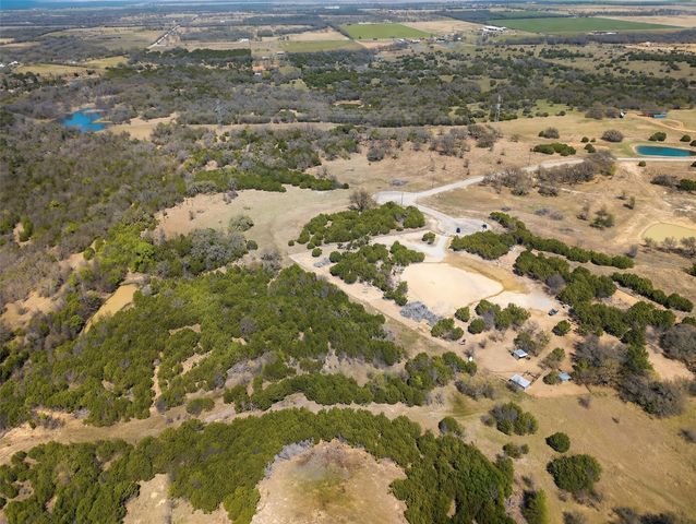55 Crest Ridge Court, Mineral Wells, TX 76067