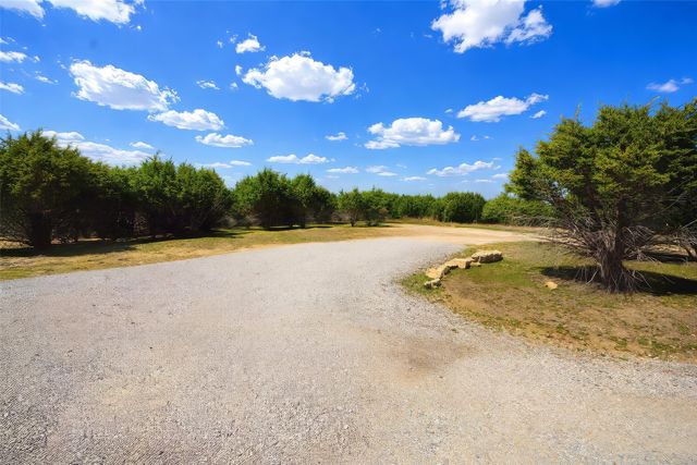 55 Crest Ridge Court, Mineral Wells, TX 76067