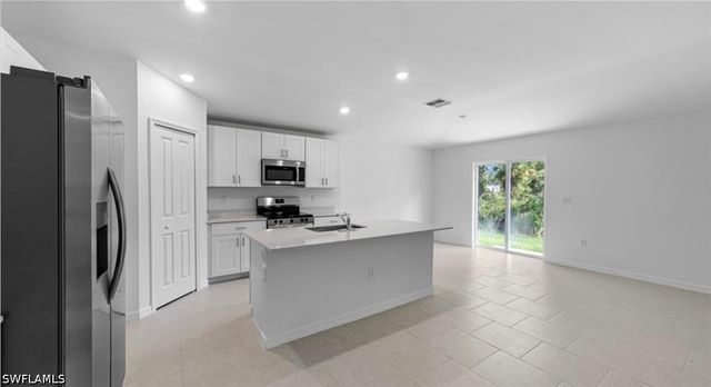 17244 Cantu CT, North Fort Myers, FL 33917