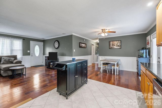 3942 Linwood Road, Gastonia, NC 28052