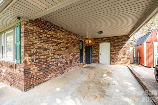 3942 Linwood Road, Gastonia, NC 28052