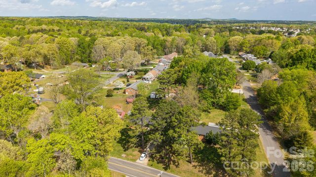 3942 Linwood Road, Gastonia, NC 28052