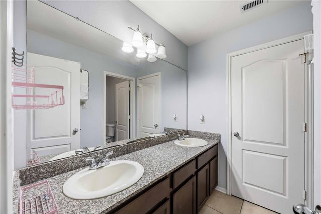 2522 Crystal Shore Drive, Rosharon, TX 77583